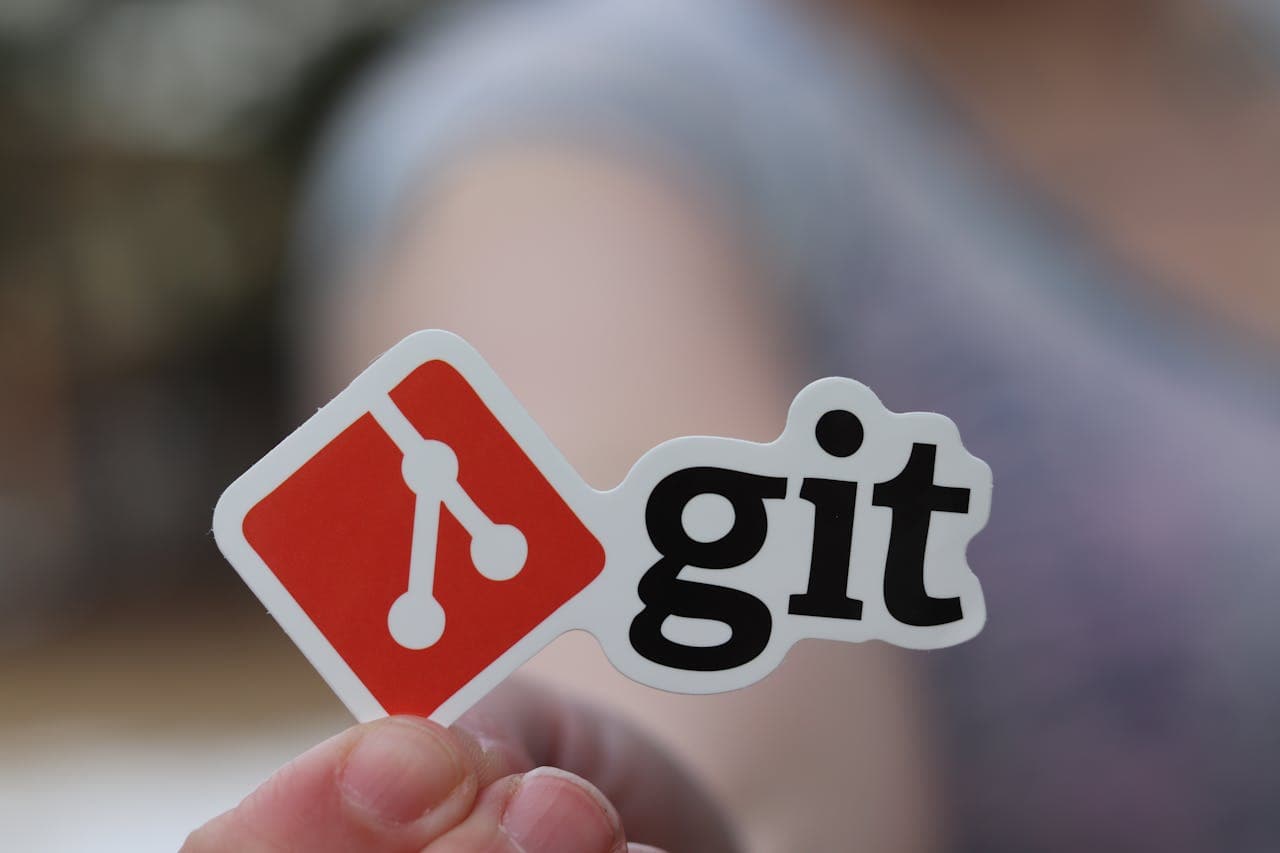Inside Git: How It Works and the Role of the .git Folder